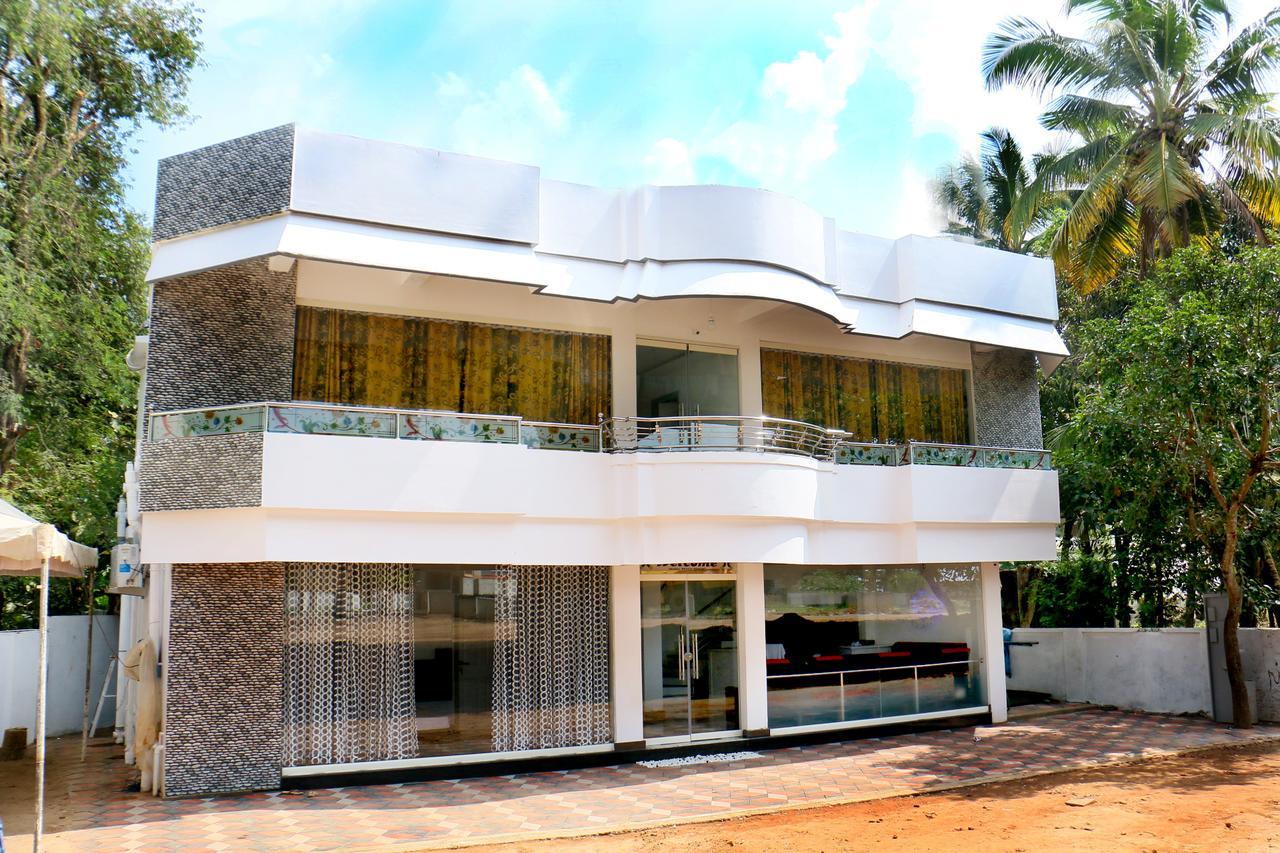 Mugal Beach Resort Alappuzha Екстериор снимка