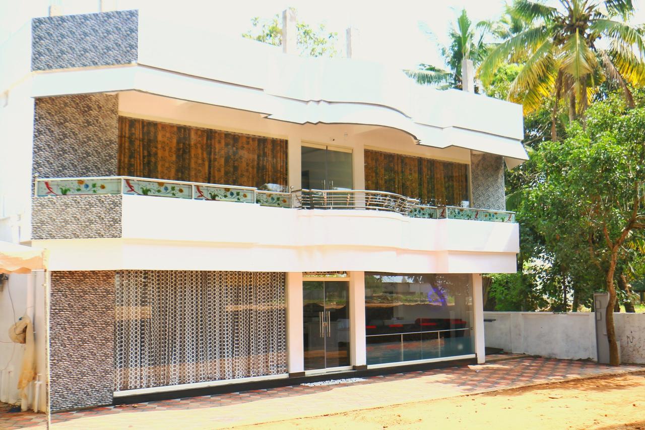 Mugal Beach Resort Alappuzha Екстериор снимка